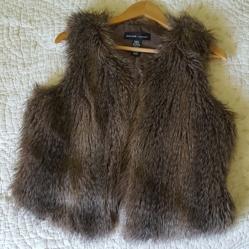 Faux fur vest